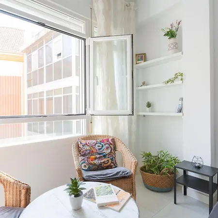 Santa Lucia - 1 Bedroom In The Heart Of The Centre Malaga