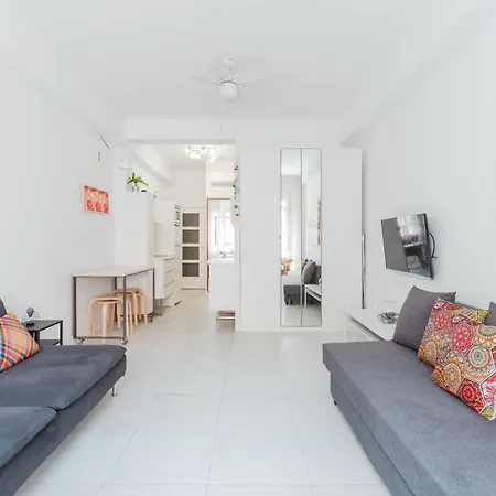 Santa Lucia - 1 Bedroom In The Heart Of The Centre Apartment Malaga