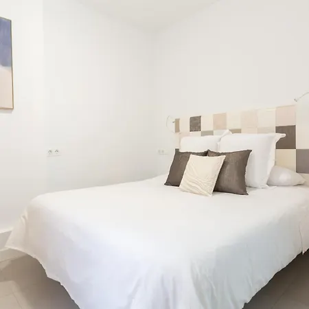 Apartment Santa Lucia - 1 Bedroom In The Heart Of The Centre Malaga