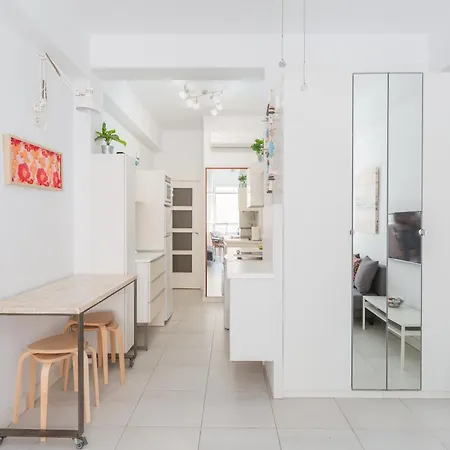 Santa Lucia - 1 Bedroom In The Heart Of The Centre Malaga